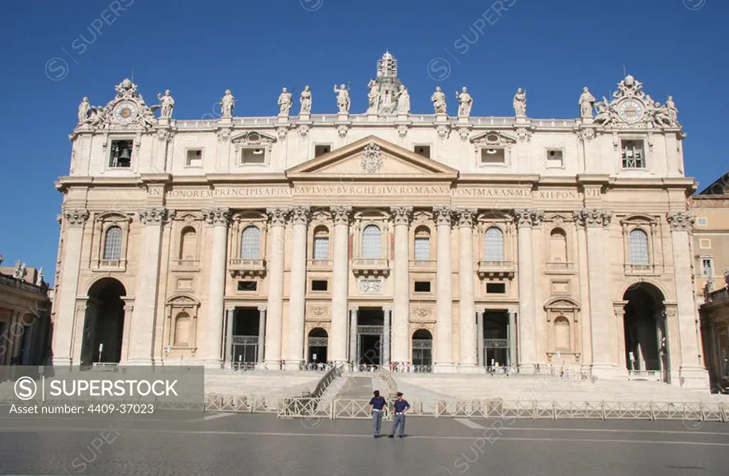 The Papal Basilica of Saint Peter (St. Peter's Basilica). Fac¸ade. City of the Vatican. Europe.