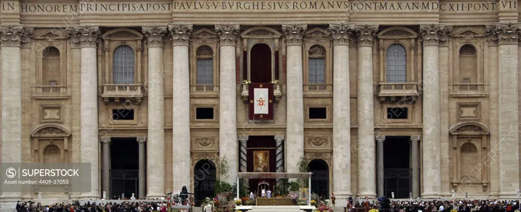 Mass of Pope Benedict XVI in Holy Week. Saint Peter's Square. Vatican City.