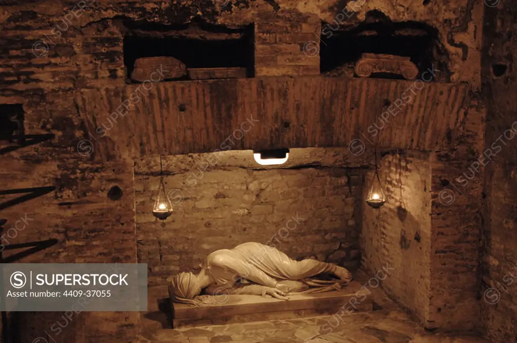 Italy. Rome. Catacombs of Callixtus. 2nd - 4th centuries. Interior.