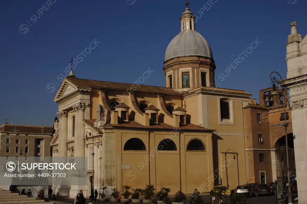 Italy. Rome. Church of Saint Roch (San Rocco). Baroque style. Founded in 1499 by Pope Alexander VI, it was rebuilt in 1657 by Giovan Antonio de' Rossi (1616-1695). Later changes were made introducing the Neo-Classical style. Giuseppe Valadier (1762-1839) built a new Palladio-influenced facade in 1832.