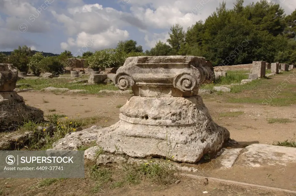 Greek Art. The Leonidaion. Lodging place for athletes taking part in the Olympic Games at Olympia. It was constructed around 330 BCE and was funded and designed by Leonidas of Naxos. Ionic capital. Olympia. Greece.