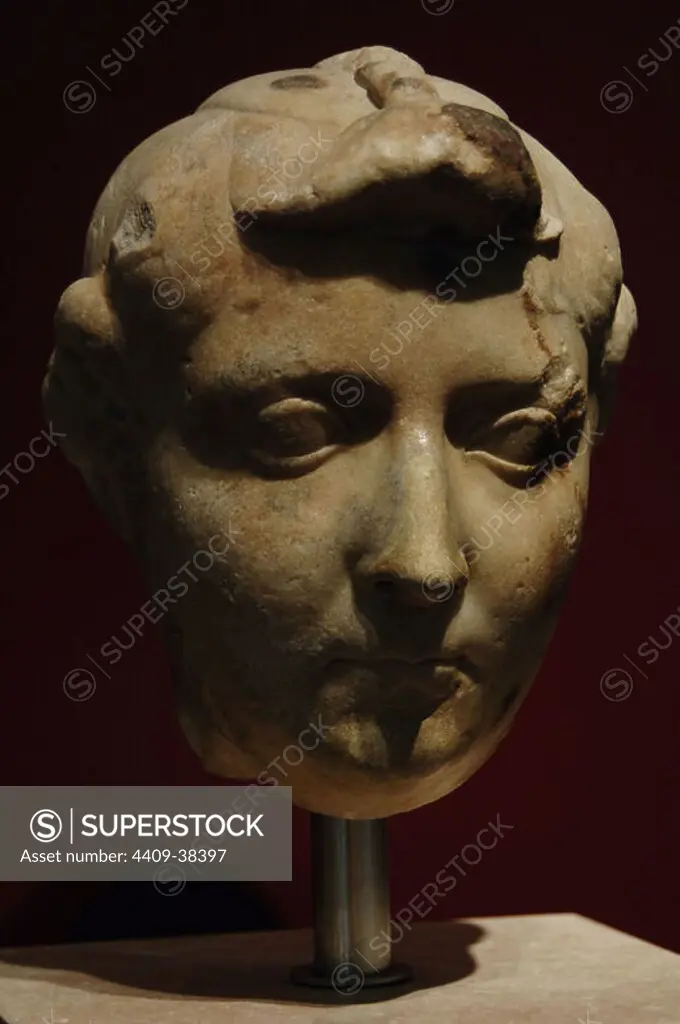 LIVIA DRUSILLA (58 b.C-29 a.C). Roman lady, wife of Emperor Augustus. Bust. Marble. Found in the Tiber River. Palazzo Massimo. National Roman Museum. Rome. Italy.