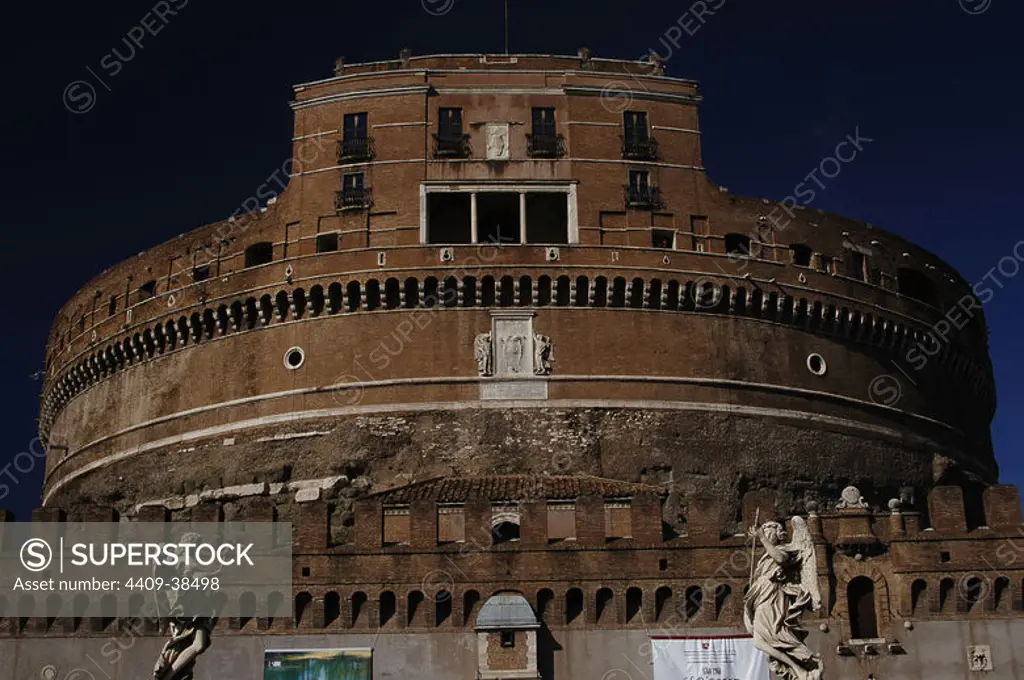 Italy. Rome. Mausoleum of emperor Hadrian or Castle Sant'Angelo.