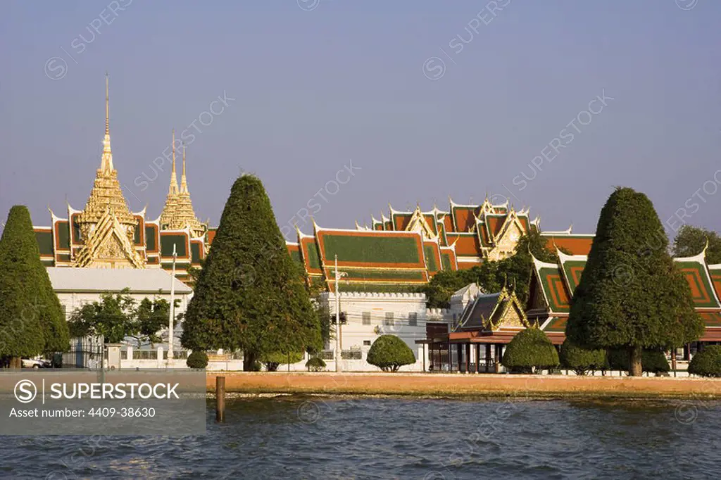 TAILANDIA. BANGKOK. Vista del recinto del GRAN PALACIO, construído a finales del siglo XVIII.