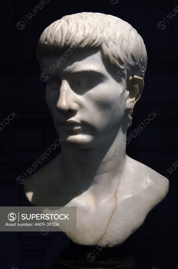 Marcello. Bust. Marble. 1st century B.C. Stay of the Gladiator (Capitoline Museums). Palazzo Massimo. National Roman Museum. Rome. Italy.
