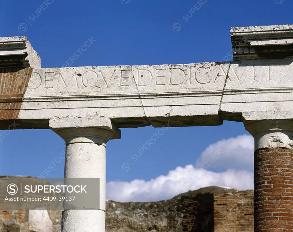 Pompeii. Ancient roman city. The building of Eumachia. Was the seat of the corporation of dyers and launderers, called "fullones". Campania, Italy.