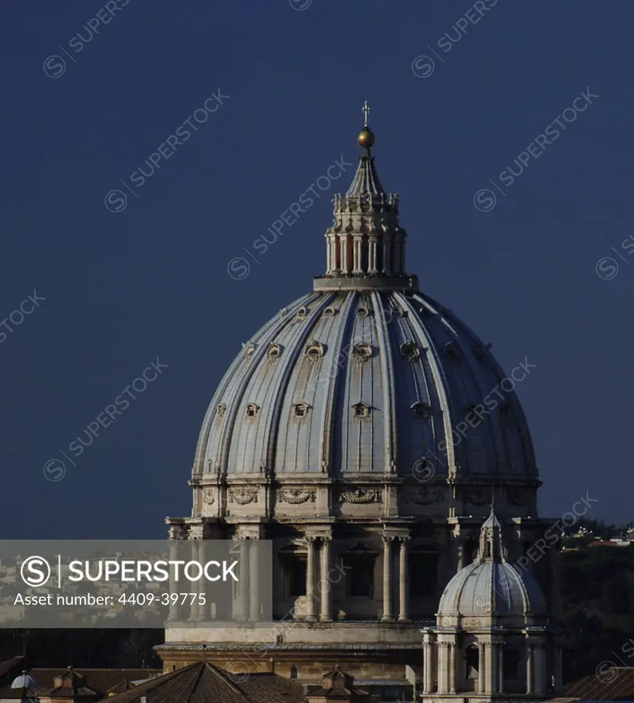 Vatican City. Dome of the Basilica of St. Peter, built by Michelangelo (1475-1564) and completed by Domenico Fontana (1543-1607) and Giacomo della Porta (1540-1602). 16th century. Exterior.