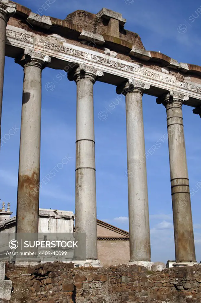Italy. Rome. Temple of Saturn. 498 BC. Roman Forum.