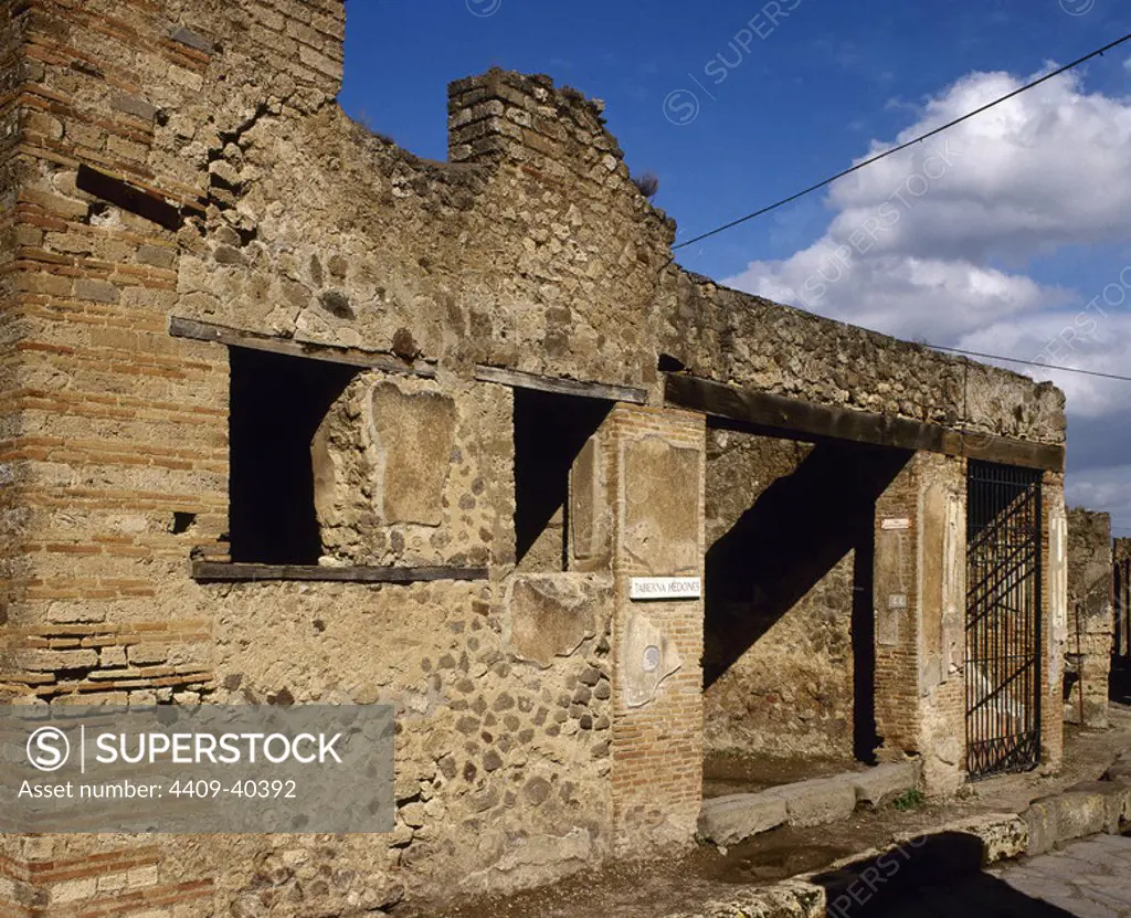 Italy. Pompeii. Thermpolium or tavern of Hedones. Exterior. Campania.