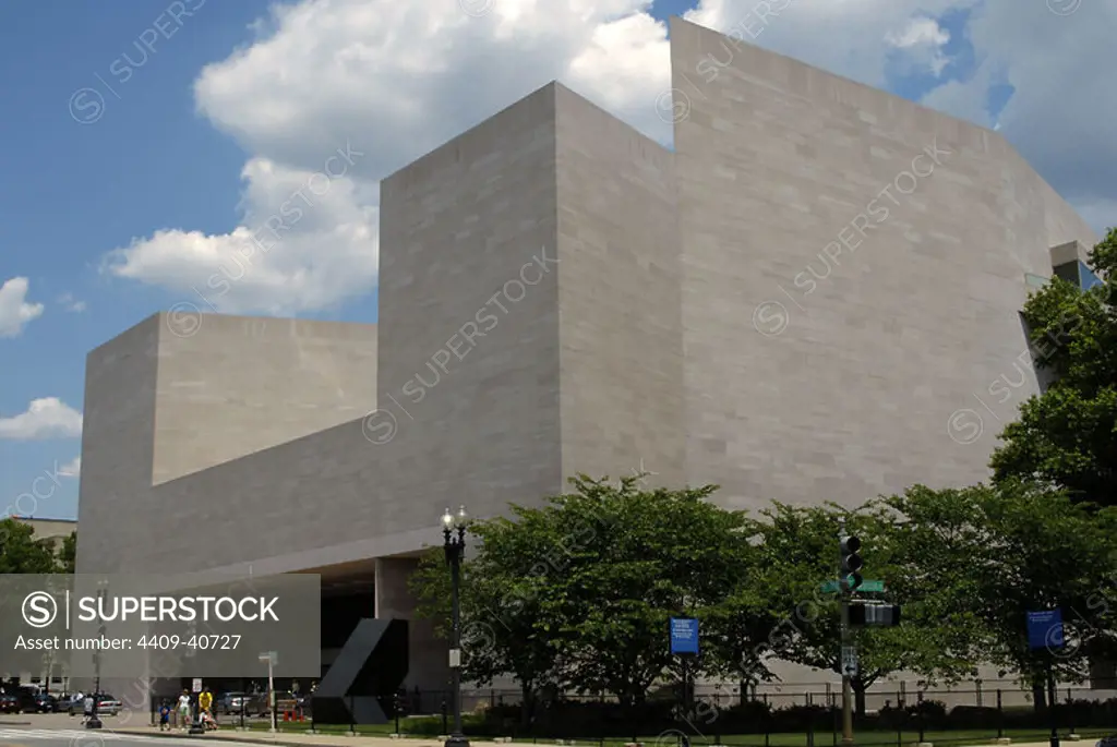National Gallery of Art. East building by Ieoh Ming Pei (b. 1917), commonly known as I. M. Pei. Exterior. Built in 1978. Washington D.C. United States.
