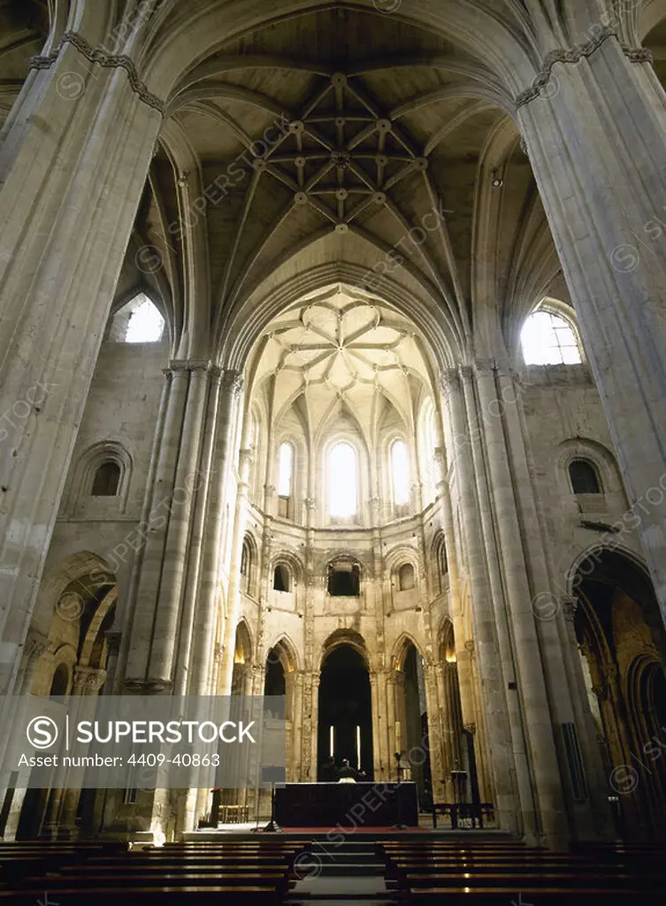 Spain. Cathedral of Saint Dominic of la Calzada. 15th - 16th centuries. Interior.