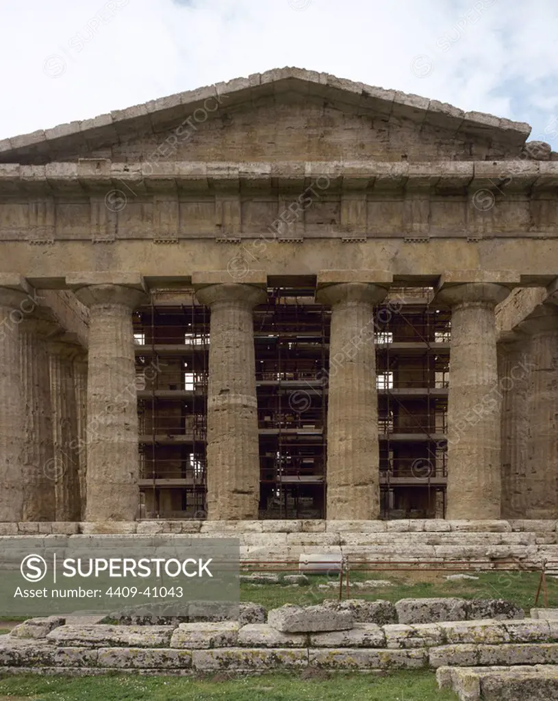 Greek art. Magna Grecia. Italy. Paestum. Temple of Neptune, actually dedicated to the goddess Hera. Built around 450-460 BC. Doric style. Front.