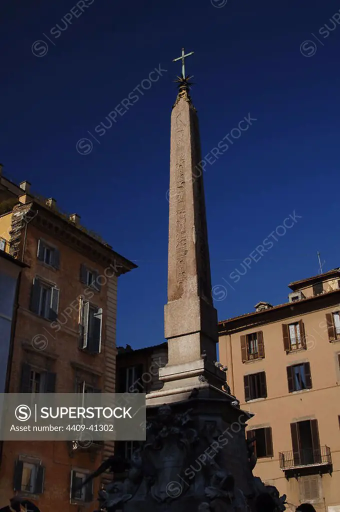 Macuteo Obelisk. Dated at time of egyptian pharaoh Ramesses II, New Kingdom. Placed in 1711 on a restored fountain by Filippo Barigioni (1690-1753). Rotonda Square. Rome. Italy.