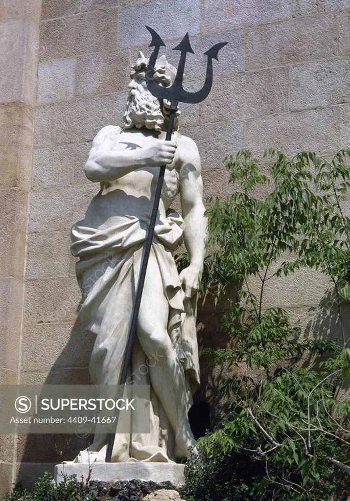 Neptune. XIX century sculpture. Citadel Park. Barcelona. Catalonia. Spain.