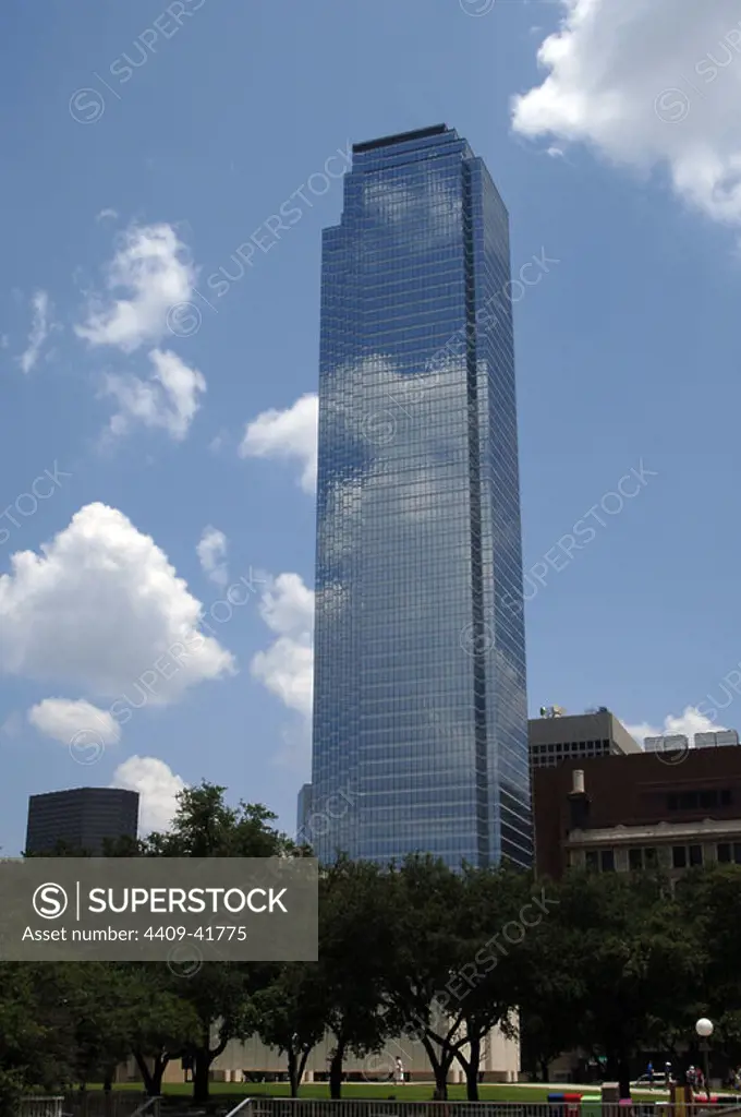 BANK OF AMERICA (BANCO DE AMERICA). Vista del exterior del rascacielos. DALLAS. Estado de Texas. Estados Unidos.