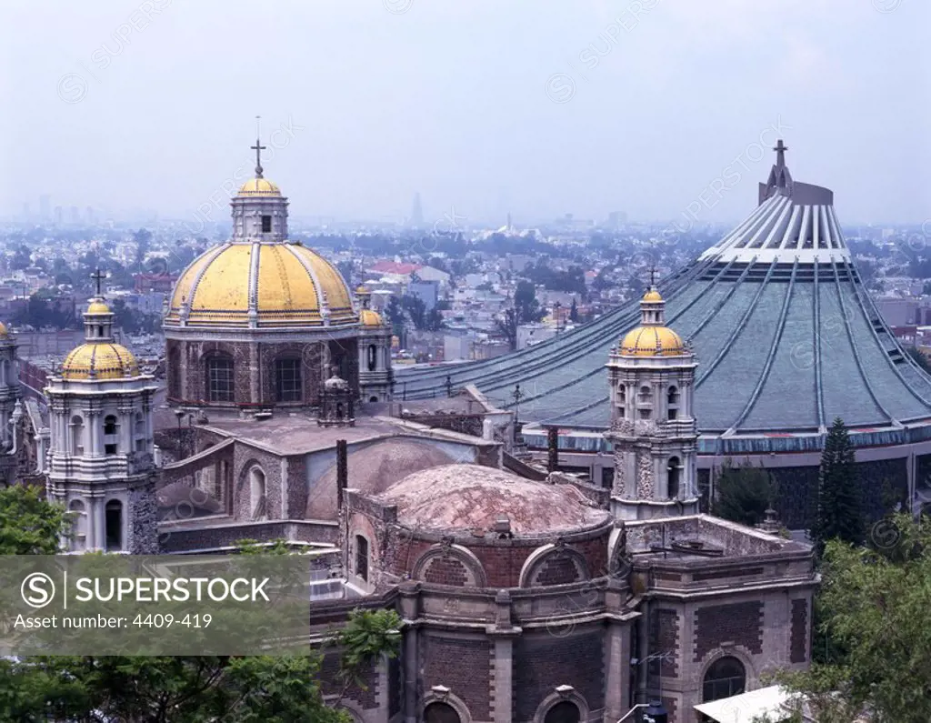 Mexico.Mexico D.F.Villa de Guadalupe.Basilica antigua y nueva.