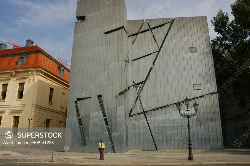 Germany. Berlin. Jewish Museum Berlin. Built in 1999 by architect estadonidense of Jewish origin and born in Poland, Daniel Libeskind (1946). Exterior.