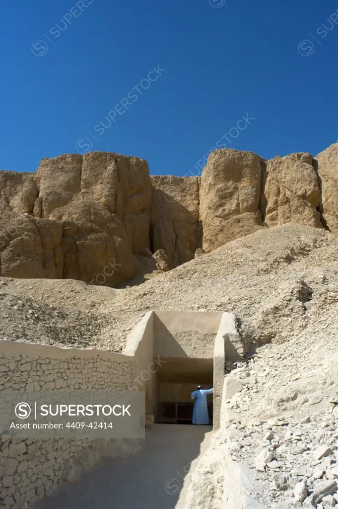 EGYPT. VALLEY OF THE KINGS. In the rock walls are carved the tombs of the pharaohs of the New Kingdom. Entrance to one of the hypogea tomb.