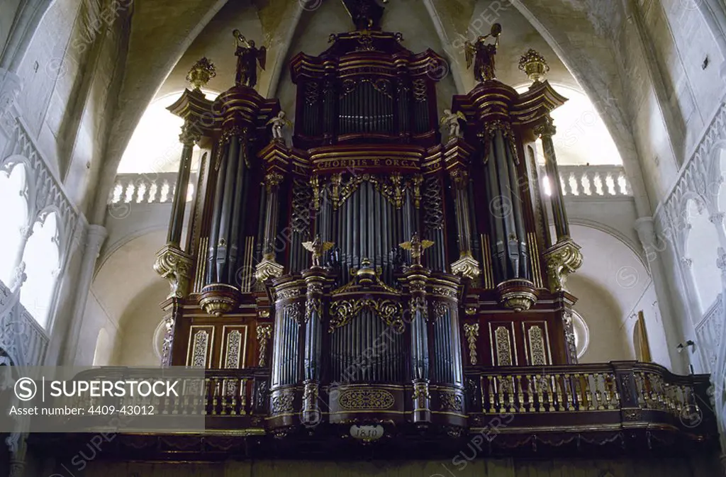 Organ of the Church of Santa Maria Maggiore, built around 1810 by Otter and Kirburz.. Mao. Menorca. Balearic Islands. Spain.
