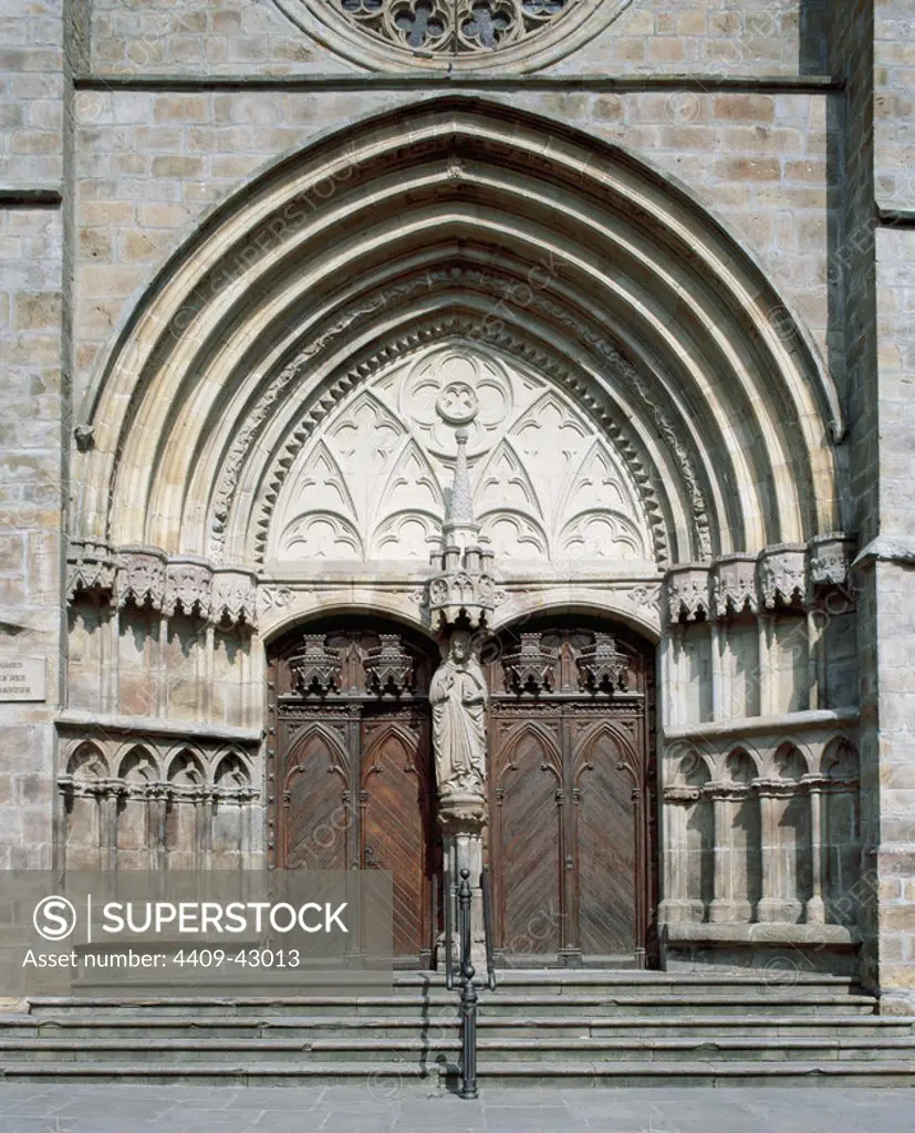 Spain. Balmaseda. Church of Saint Severinus. Gothic portico. 15th century.