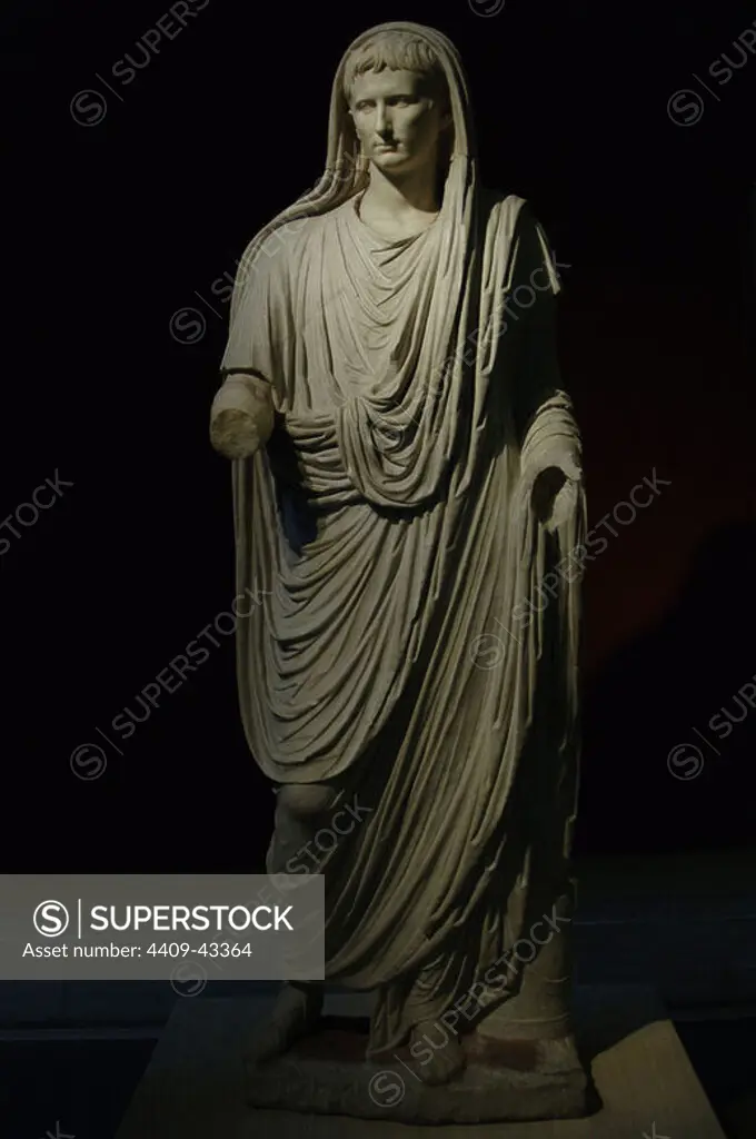 Augustus (61 BC.-14 AD) as Pontifex Maximus. First emperor of the Roman Empire. Greek and italic marble statue. Found in the Via Labicana. Late 1st century B.C. Palazzo Massimo. National Roman Museum. Rome. Italy.