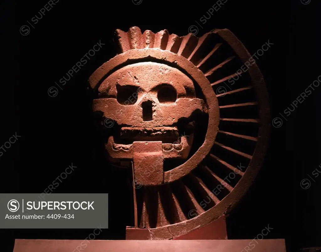 Mexico.Mexico D.F.Museo Nacional de Antropologia.Representación en piedra de un craneo humano.Cultura de Teotihuacan.