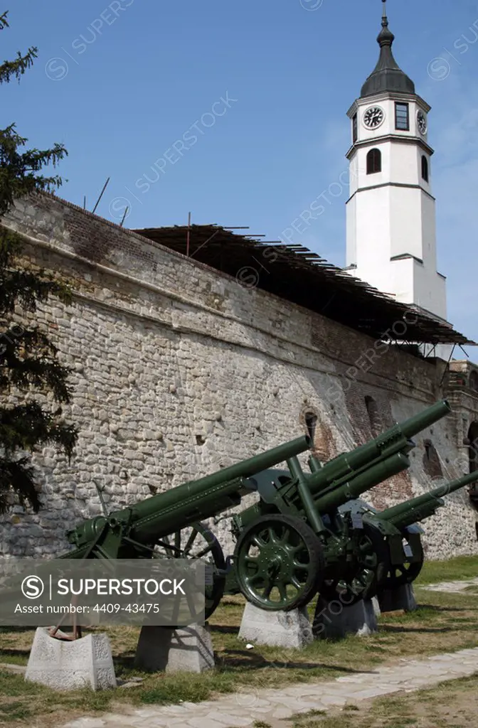Serbia. Belgrade. Cannons. Military Museum. Exterior.