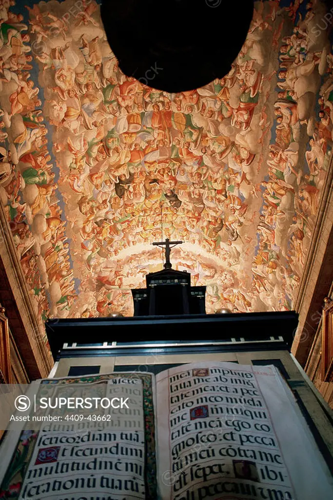 Royal Seat of San Lorenzo de El Escorial. Erected at the behest of Philip II (1557). Vault of religious choir decorated with frescoes by Luca Cambiaso (1527-1585). San Lorenzo de El Escorial. Madrid. Spain.