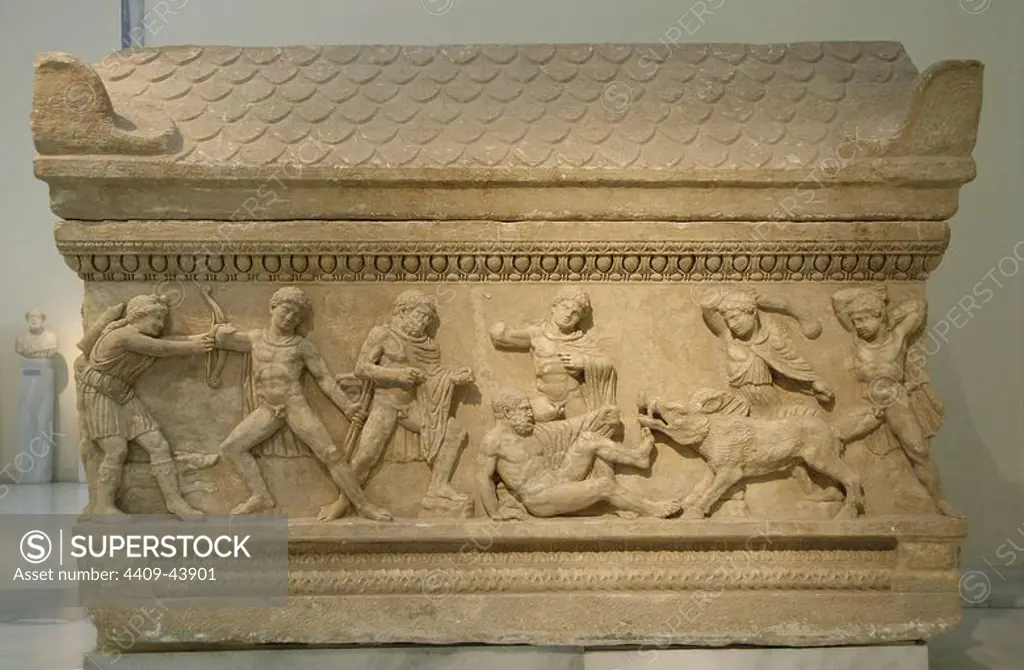 Attic sarcophagus (2nd century). Pentelic marble. Decorated with relief depicting Atlanta with two hunters and hunting wild boar of Calydon with Meleager and Atalanta. Ayios Ioannis (Patras). National Archaeological Museum. Athens. Greece.