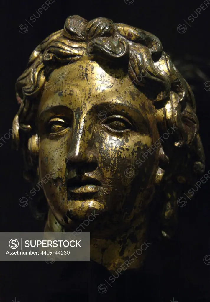 Alexander III the Great (-356-323). King of Macedonia (-336 to -323). Son of Philip II and Princess epirota Olympia. Bronze bust in gold leaf. 2nd century. It comes from Kircheriano Museum. Palazzo Massimo. National Roman Museum. Rome. Italy.