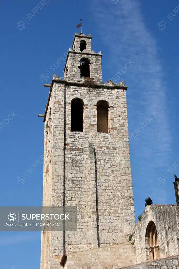 Art romanesque. The Royal Benedictine Monastery of Sant Cugat. Built betwenn the 9th and 14th centuries. View of the bell tower. Sant Cugat del Valles. Catalonia. Spain.