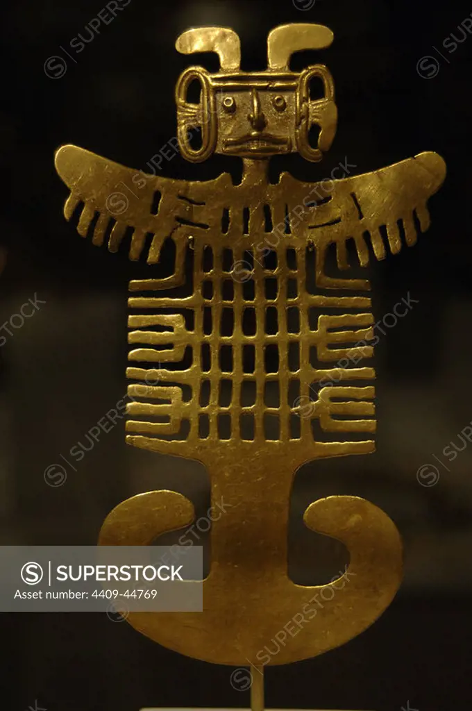 Pre-Columbian Art. Colombia. Costumed Figure Pendant.1st7th century. Gold.Tolima Culture. Metropolitan Museum of Art. New York. United States.