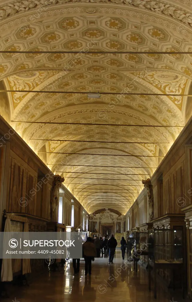 Vatican City. Vatican Museums. Interior.