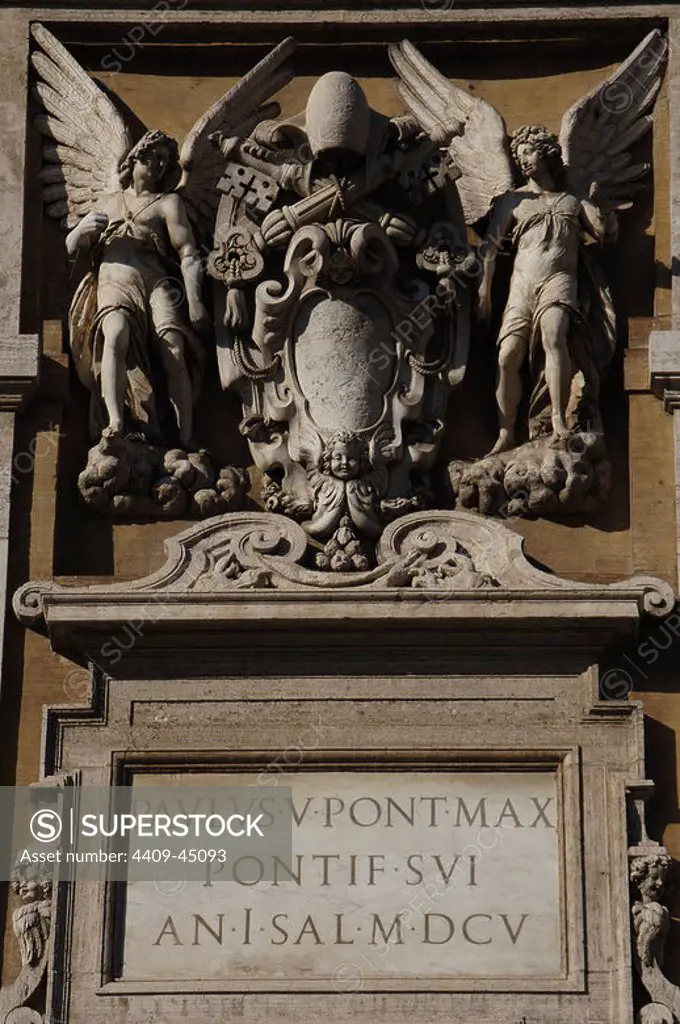 Italy. Rome. Basilica of Santa Maria Maggiore. Sculptures and papal coat of arms.