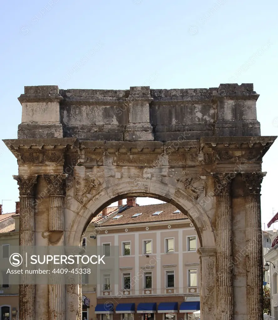 Croatia. Pula. Triumphal Arch of the Sergii. 1st century BC.