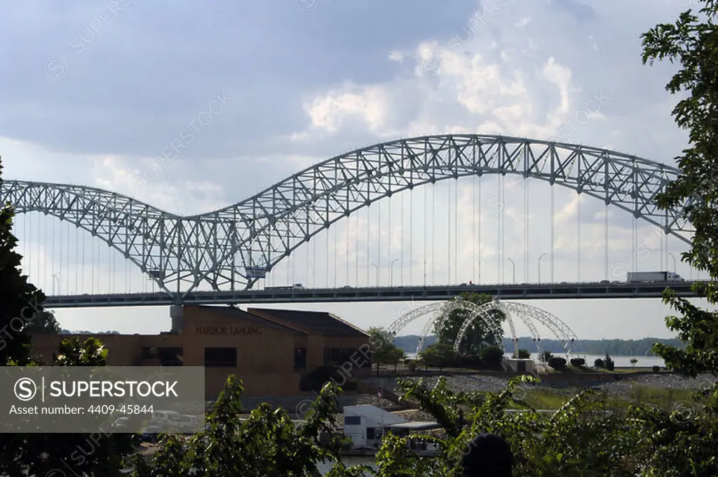 The Hernando de Soto Bridge is a through arch bridge carrying Interstate 40 across the Mississippi River between West Memphis, Tennessee. USA.