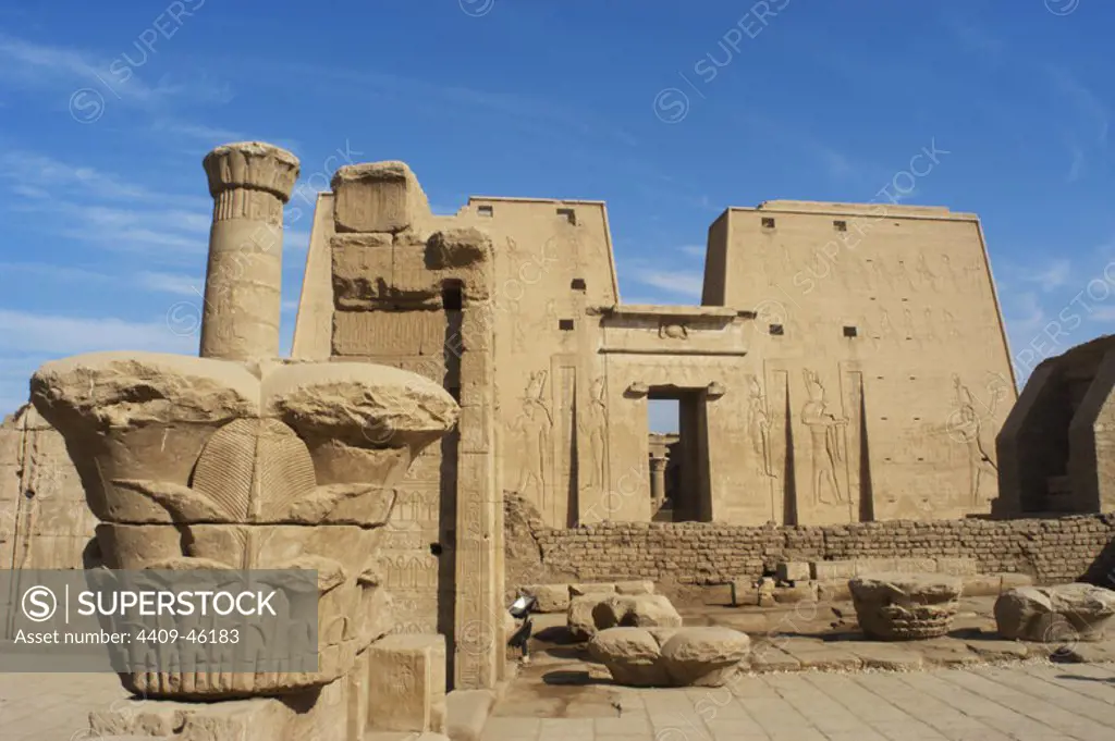 Temple of Horus. Built in the Ptolemaic period between 237 and 57 BC. Pylon at the front of the temple.. Edfu. Egypt.