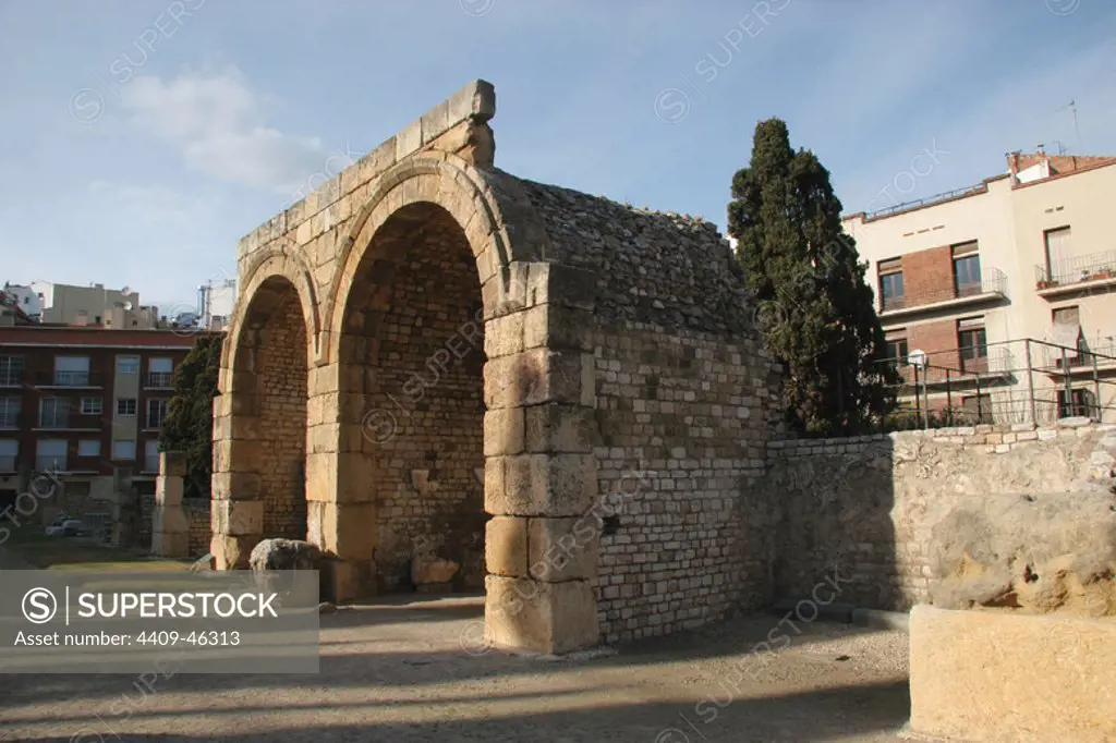 Tarragona. Colonial Forum. Built in 2nd century B.C.. Arcades with shops or "tabernaes". Catalonia. Spain.