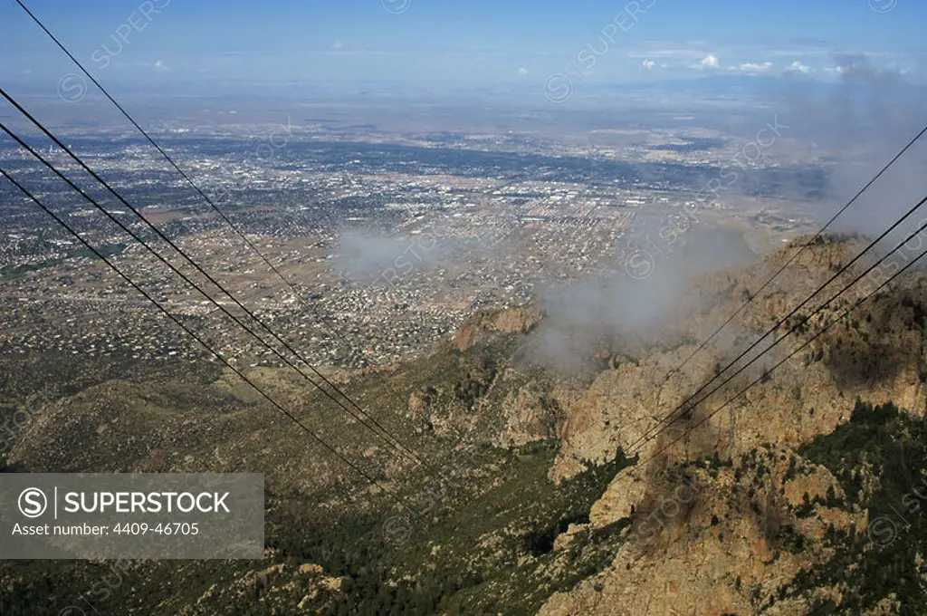 United States. Albuquerque. Panorama of the city and Sandia Mountains from the cable car. State of New Mexico.