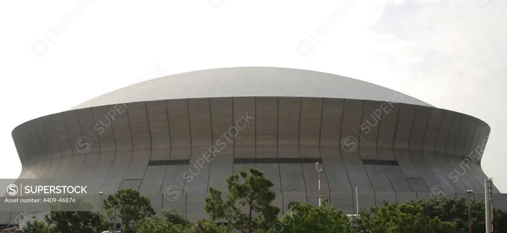 Mercedes-Benz Superdome (originally Louisiana Superdome) Domed sports and exhibition venue. New Orleans, State of Louisiana, USA.