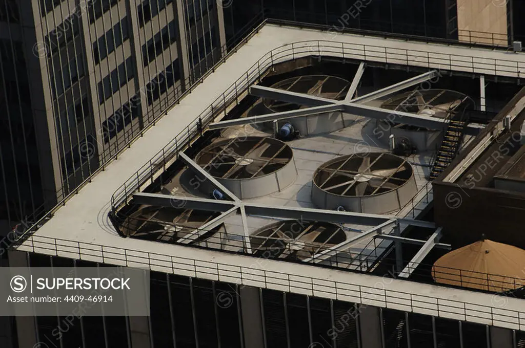 United States. New York. Cooling and ventilation systems of a skyscraper. Manhattan.