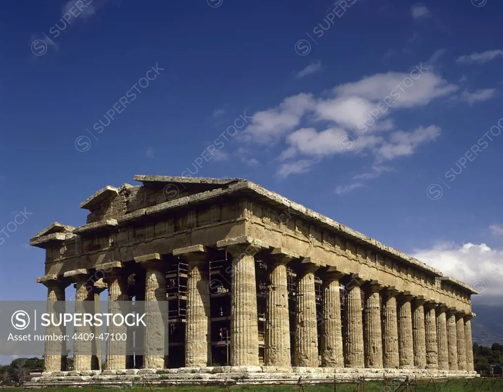 Greek art. Magna Graecia. Paestum. Temple of Hera, also called of Neptune, built around 460Ð450 BC. Archaic doric temple. Campania. Italy.