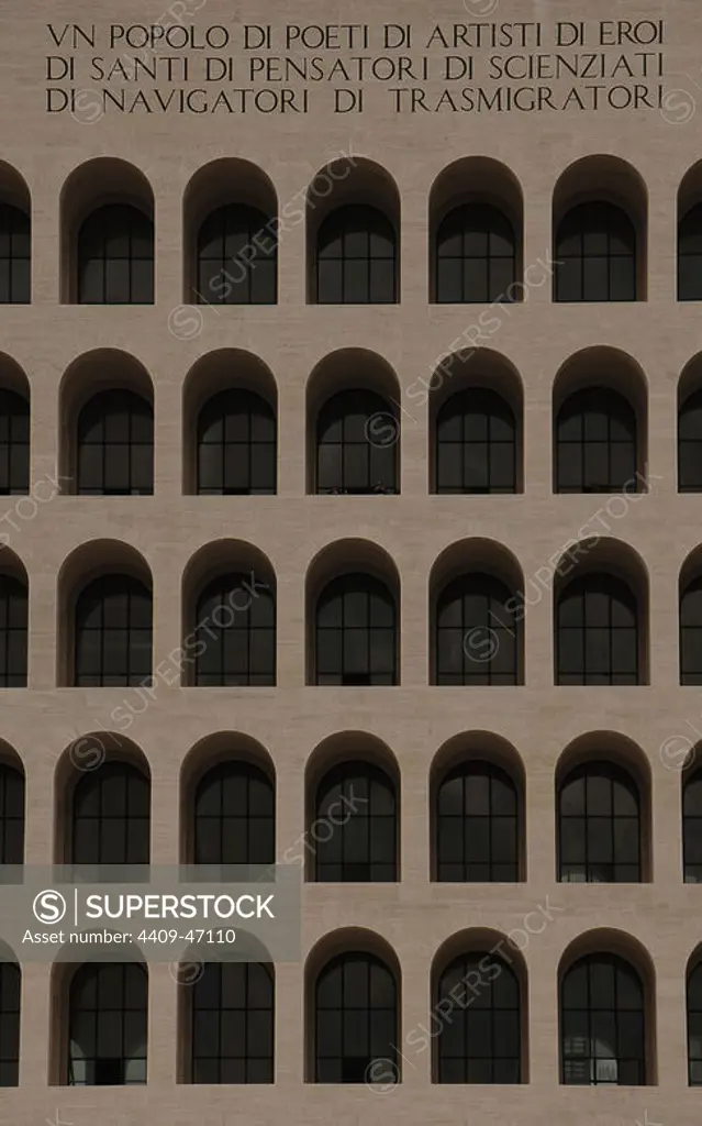 Square Colosseum (Palazzo della Civilta Italiana), icon of Fascist architecture. Built between 1938 and 1943 as part of the Rome Universal Exposition of 1942. It was designed by Giovanni Guerrini (1887-1972), Ernesto Lapadula (1902-1968) and Mario Romano. Exterior. Detail. Rome. Italy.