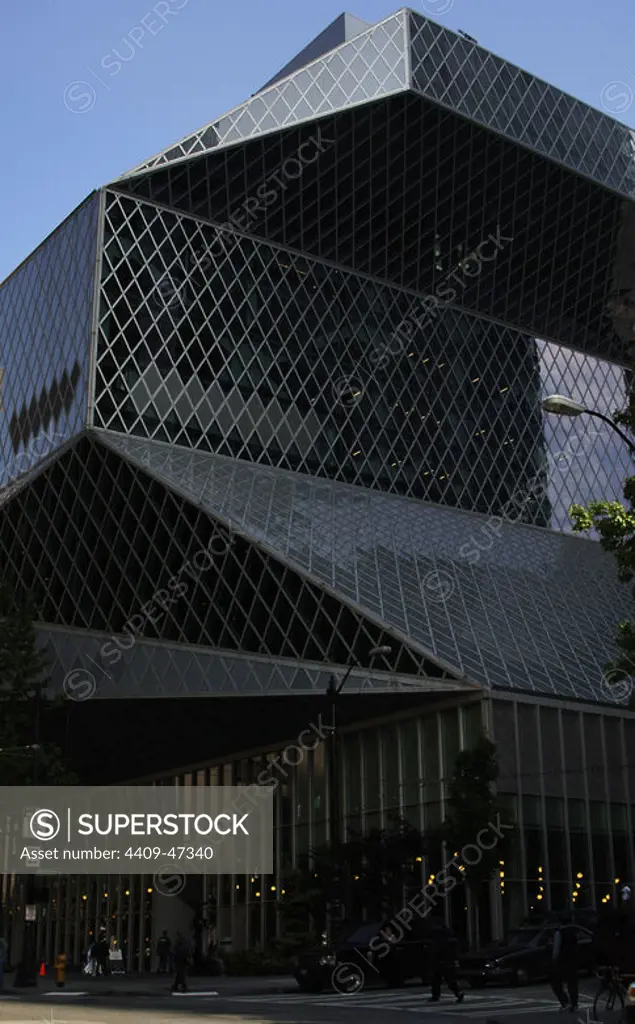 BIBLIOTECA CENTRAL DE SEATTLE. Diseñada en 1999 por el arquitecto holandés Rem Koolhaas (n.1944). Inaugurada en 2004. Exterior. Estado de Washington. Estados Unidos.