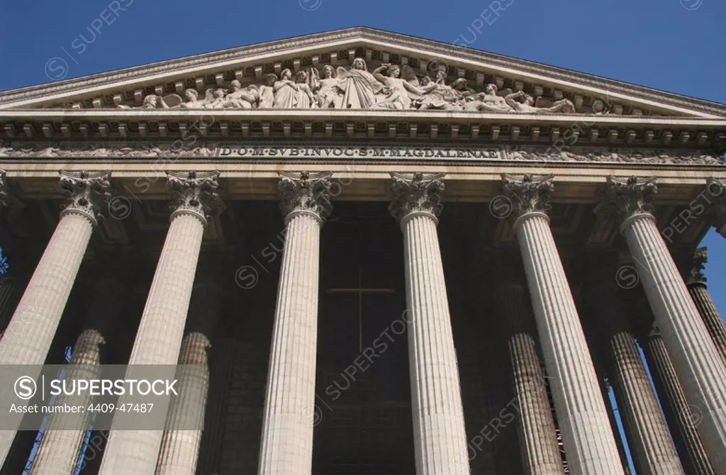 Neoclassical Art. Church of Madeleine (L'Esglese Madeleine). Built in 1806 as a monument to Napoleon's armies. Later consegrated as a catholic church. Paris. France. Europe.
