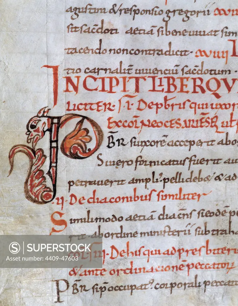 Miscellaneous Codex. Incunabula. 11th century. Carolingian letter. Initial. Manuscript 228, folio 39 v.