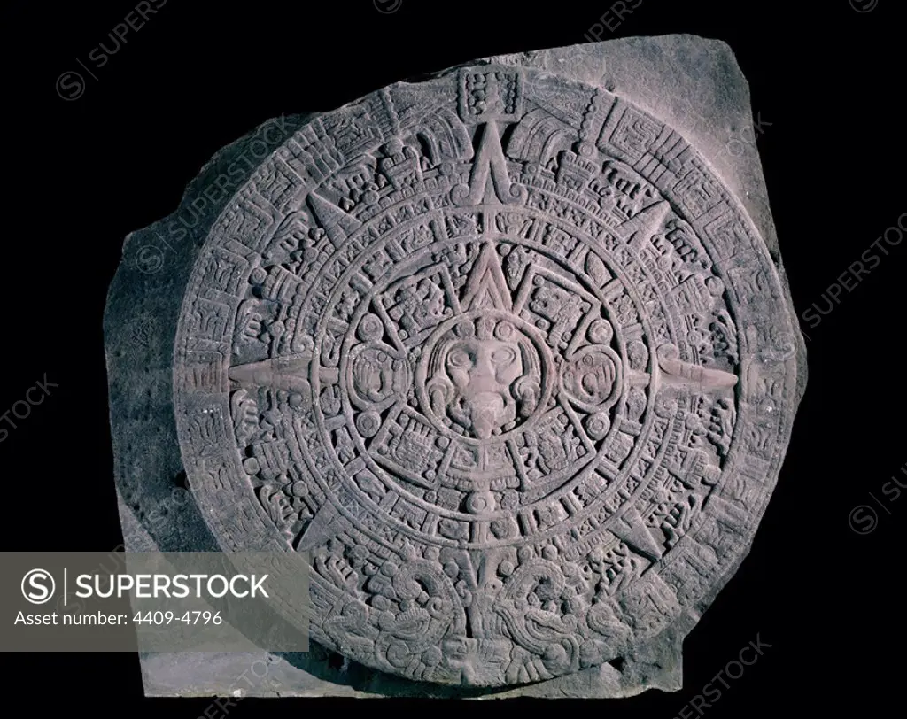 Aztec calendar. God of Sun, Huizicopochtli. 1479. Madrid, Museum of America. Location: MUSEO NACIONAL DE ANTROPOLOGIA. MEXICO CITY. DIOS AZTECA. DIOS HUIZICOPOCHTLI. HUITZILOPOCHTLI DIOS.
