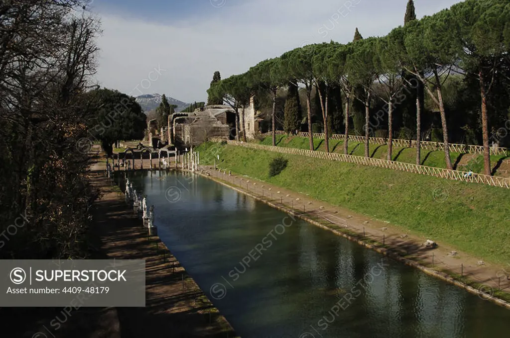 Italy. Hadrian's Villa. Imperial Villa built by Emperor Hadrian (76-138). 2nd century. The Canopus. Tivoli.