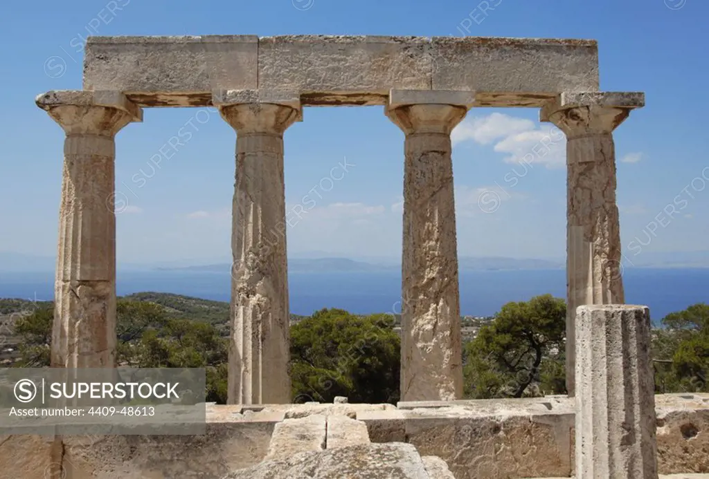 Greece. Aegina Island. Temple of Aphaia (5th-6th centuries B.C.). Doric colonnade.