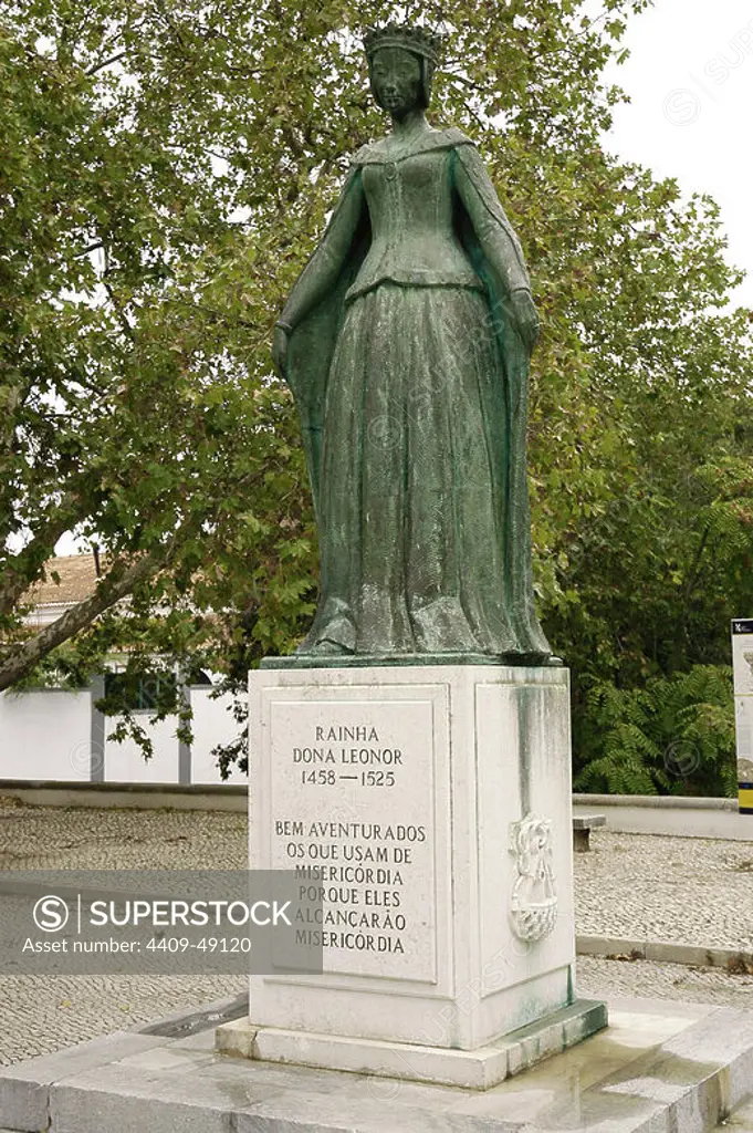 Eleanor of Viseu (1458-1525). Portuguese infanta and later queen consort of Portugal. Statue of Queen Eleanor of Portugal, 1958, by Alvaro de Bree (1903-1962). Convent of Our Lady of the Conception (Museum Rinha Dona Leonor). Alentejo. Beja, Portugal.